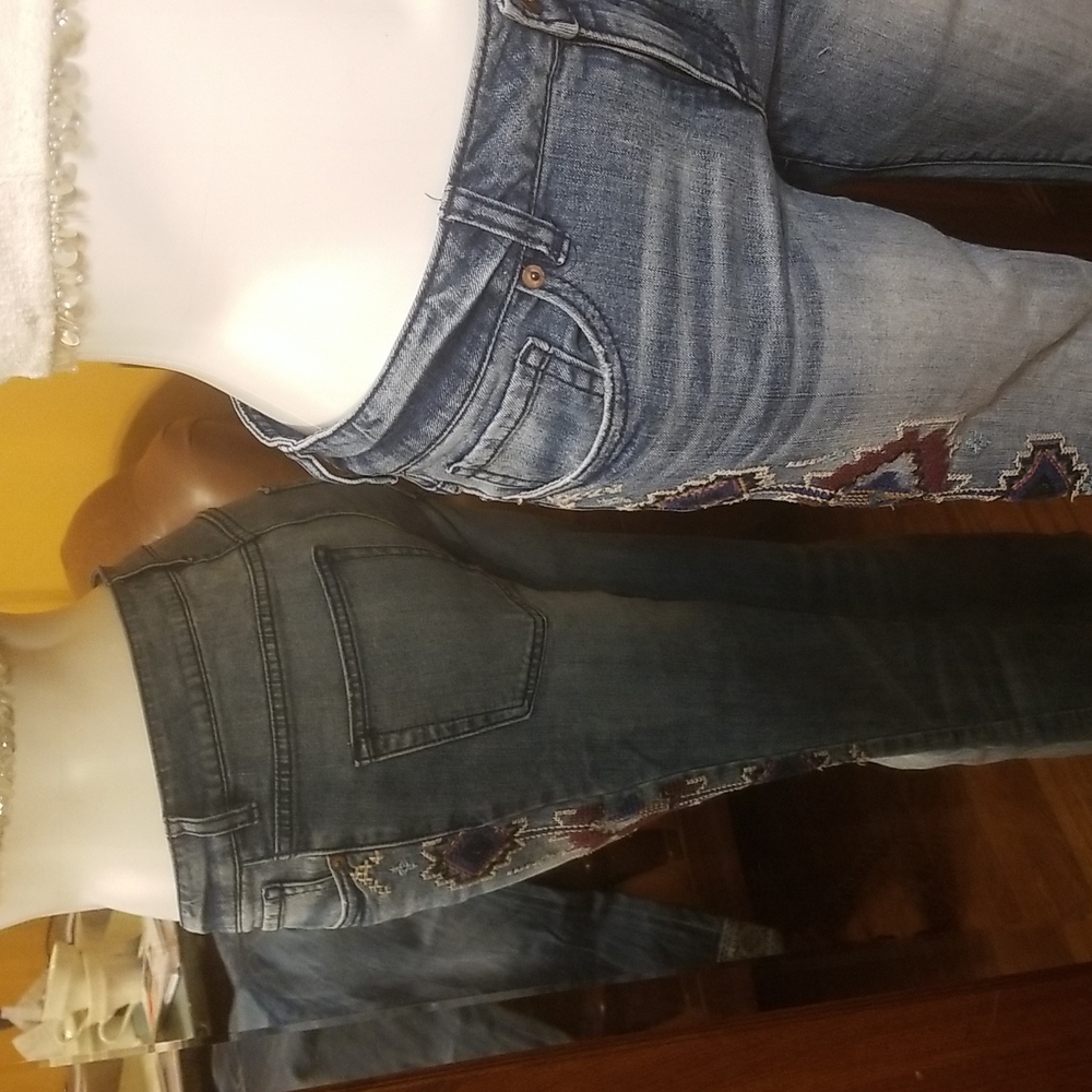 Forever 21 embroidered skinny hip hugger jeans medium wash size 29